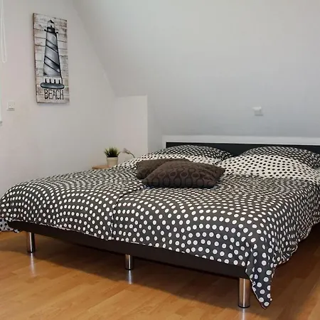 1-bedroom *